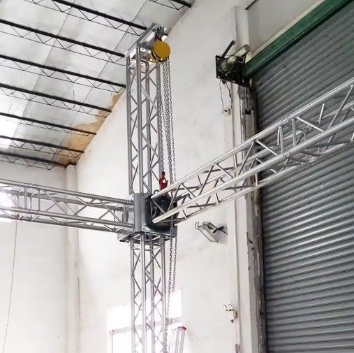 Truss sân khấu ngoài trời bằng bạc dễ dàng tháo rời Truss lớp nhôm cho sự kiện nâng loa