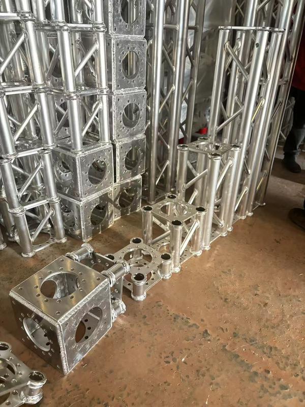 Taiwan Style Box Truss Aluminum Truss Stage Lighting Truss for Show Room