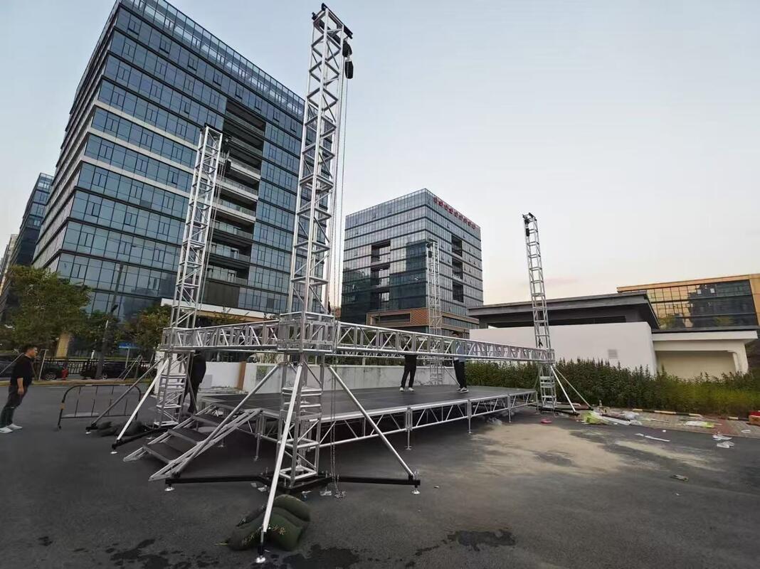 Modular Aluminium Stage Truss System Allowing Flexible Configurations for Concerts Events and Corporate Presentations