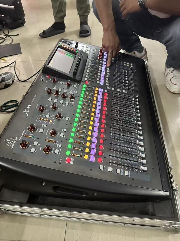 Used Stage Audio Equipment Supplier To Nigeria , South Africa And Kenya