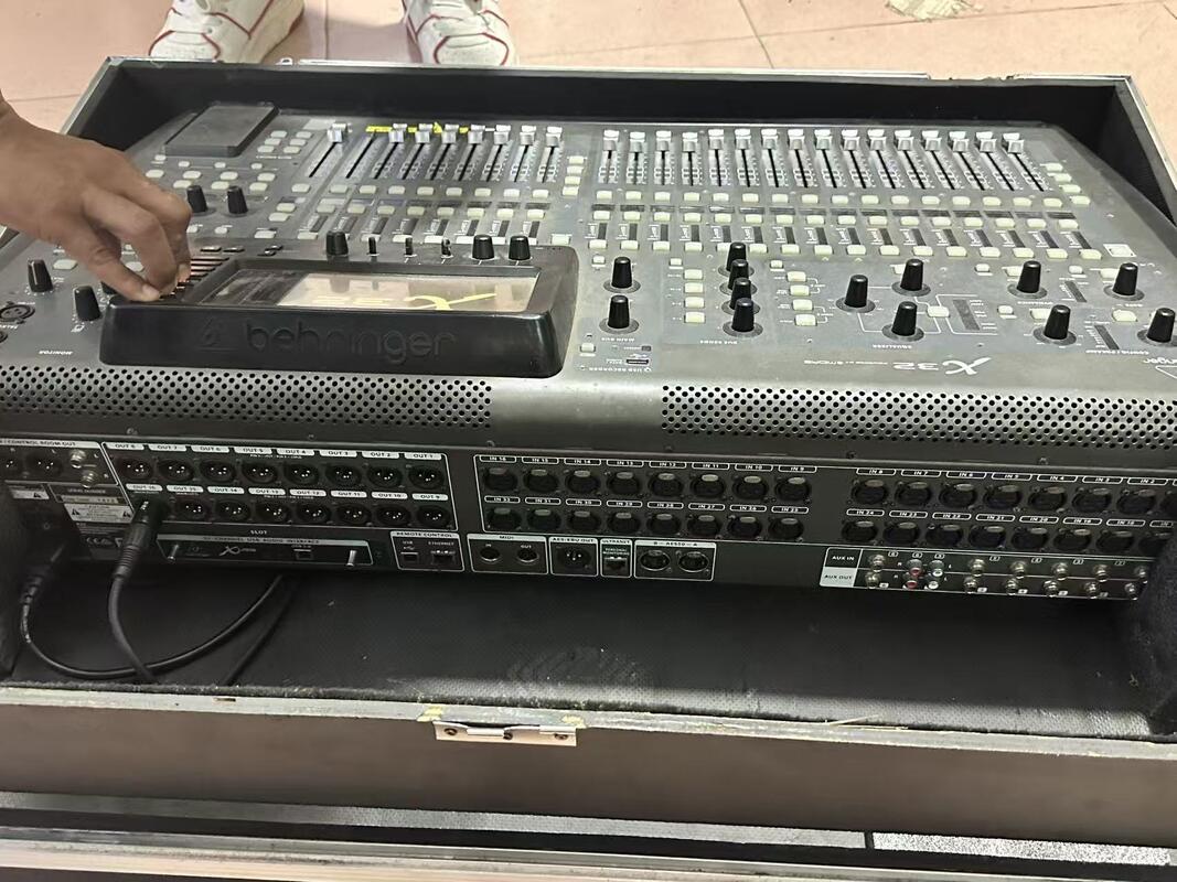 Used Stage Audio Equipment Supplier To Nigeria , South Africa And Kenya