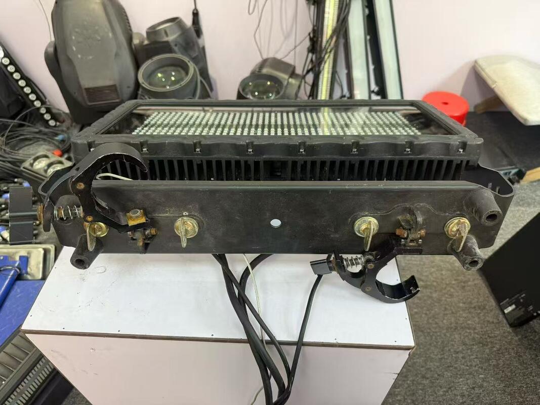 Used Stage Lighting for Indoor and Outdoor Use with DMX Control Supplier in Nigeria ,  South Africa , Kenya