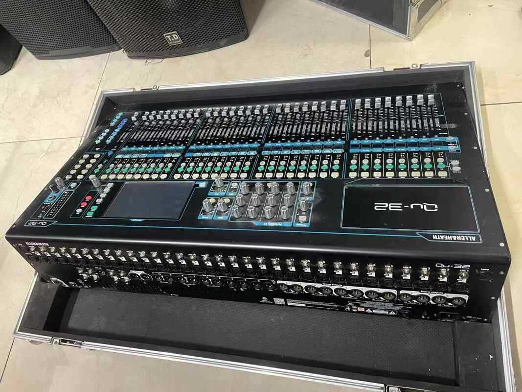 Used Qu32 Digital Mixing Console Fully Functional for Live Events and Church Sound | Hot-selling in Nigeria, South Africa, Kenya and Ghana