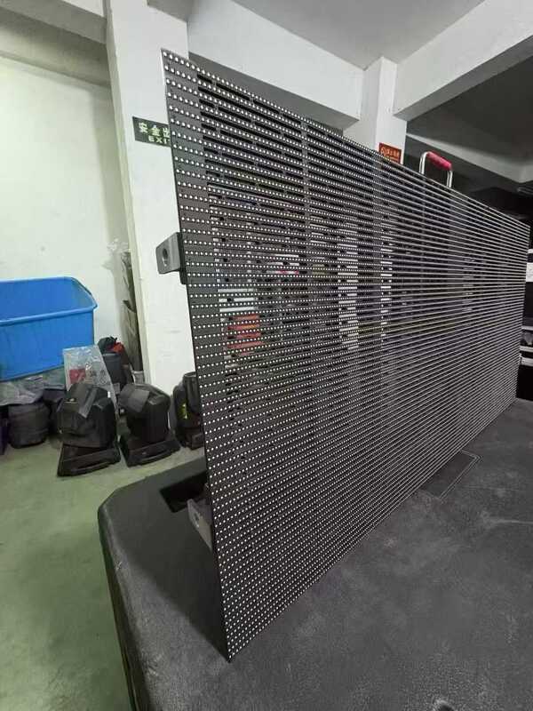 Used P3.91mm Outdoor Waterproof Ice LED Screen 50×100 High Refresh High Brightness Novastar System