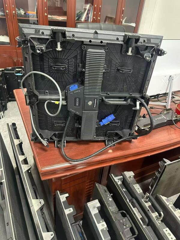 Used ZM3.91 High-brightness Stable Without Watermark Indoor LED Screen Full-color Display Nova System