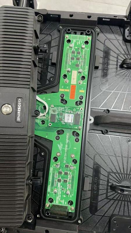 Used ZM3.91 High-brightness Stable Without Watermark Indoor LED Screen Full-color Display Nova System