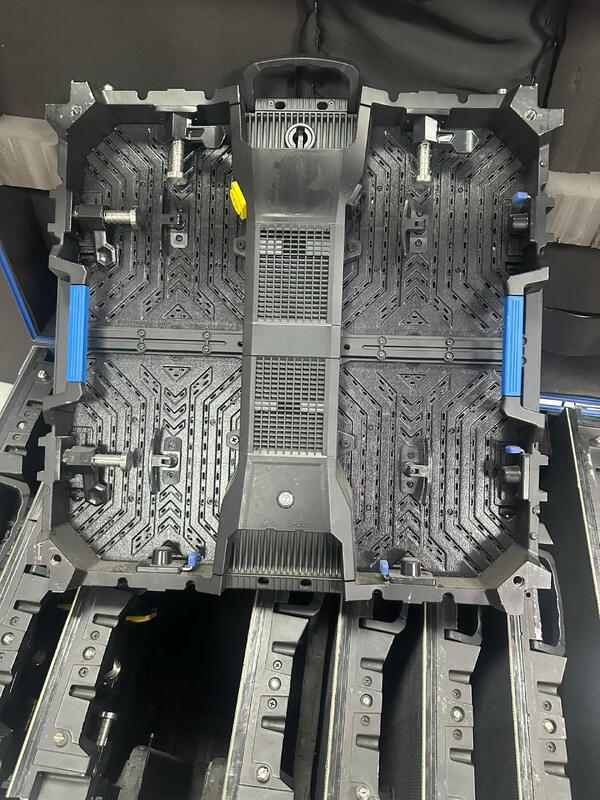 Used Full-color rental LED screen video wall with high indoor refresh rate. Distributors in the Middle East, Southeast Asia and Africa region.
