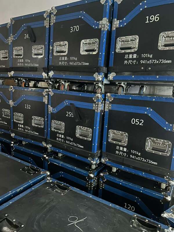 Used Full-color rental LED screen video wall with high indoor refresh rate. Distributors in the Middle East, Southeast Asia and Africa region.
