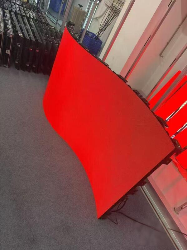 صفحه نمایش LED انعطاف پذیر داخلی P2.6 | نمایشگر LED نرم منحنی با وضوح بالا
